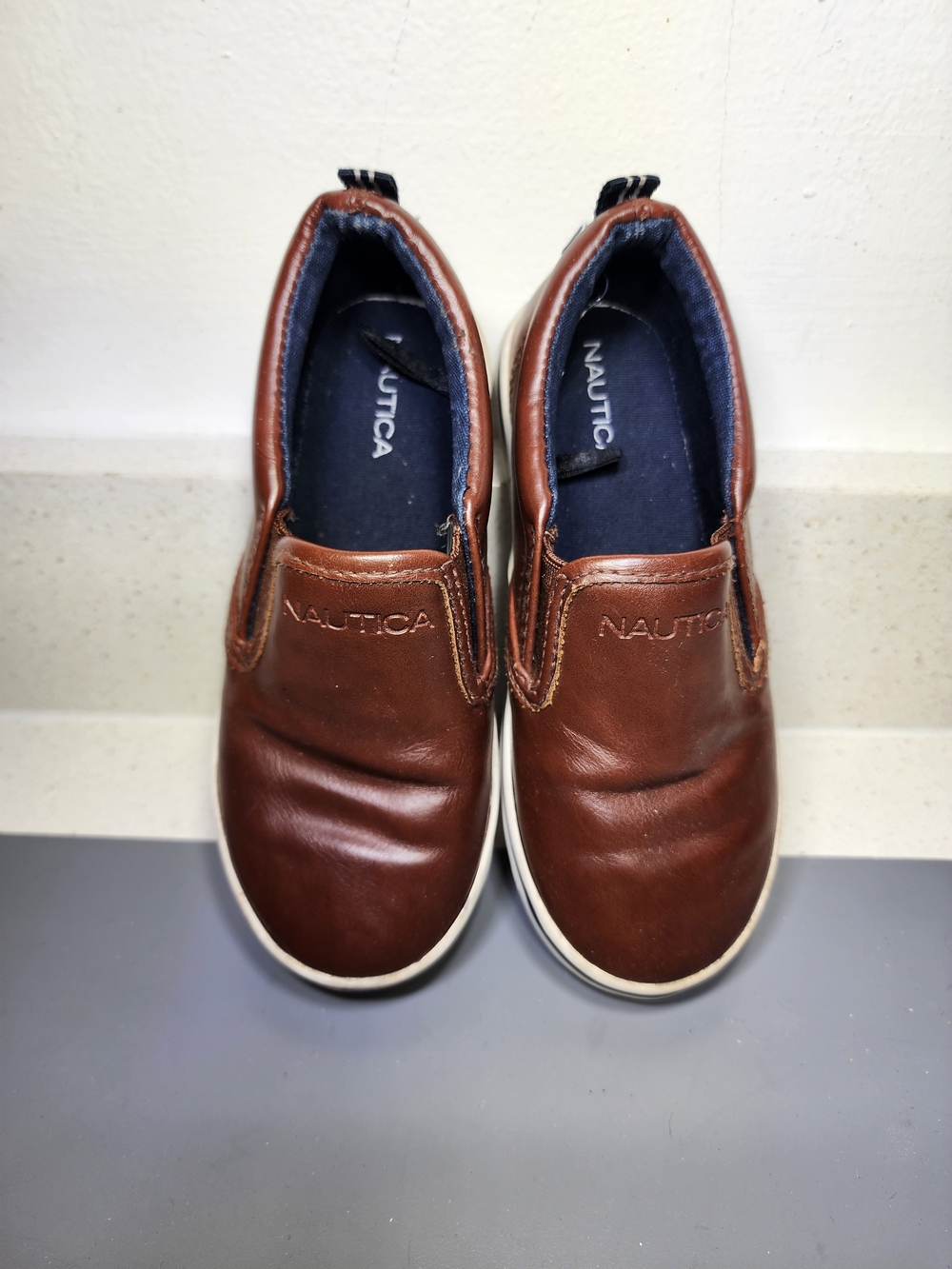 Nautica Kids Brown Slip-On Shoes Size 11